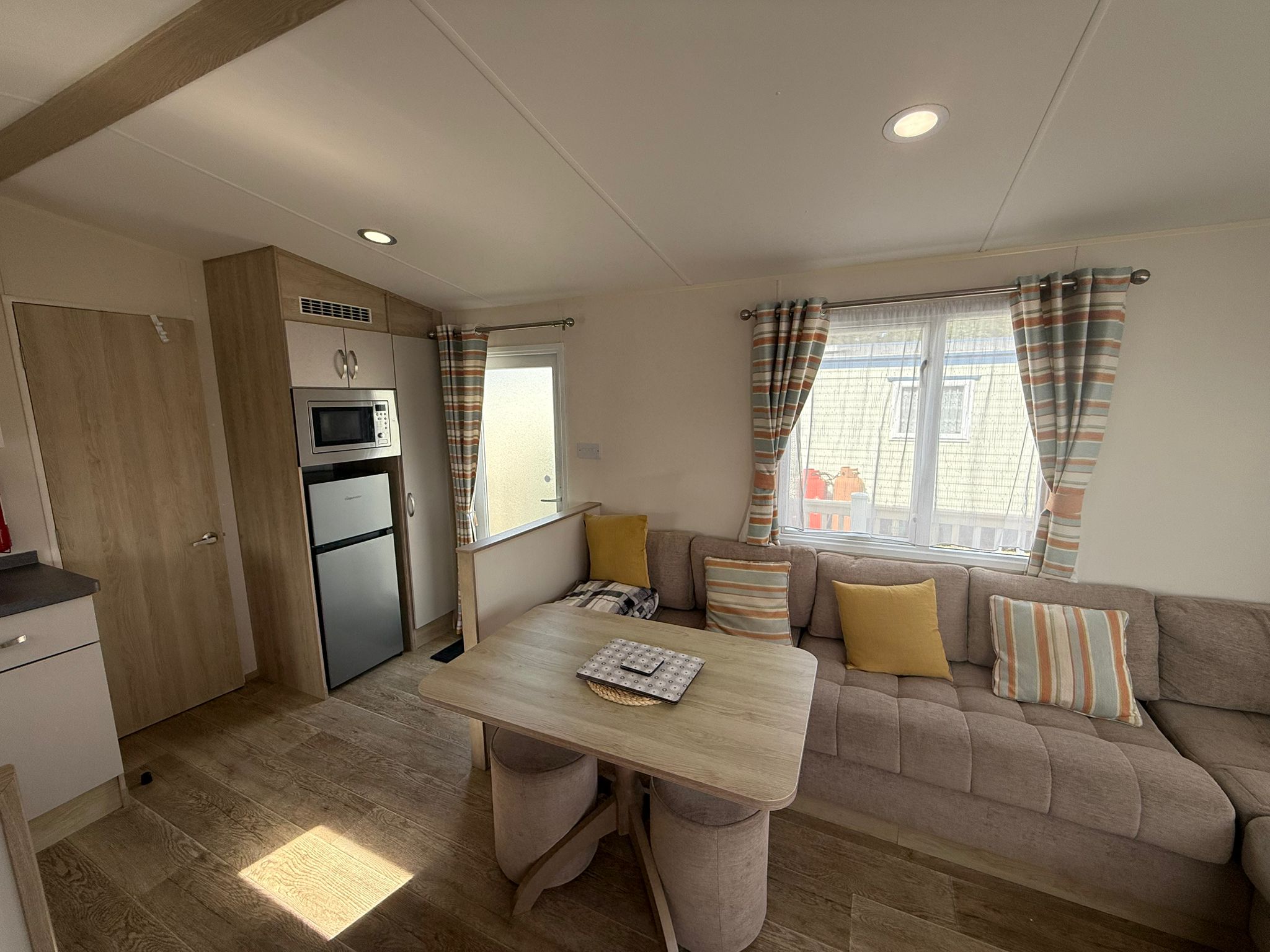 Sherwood 343 interior 4