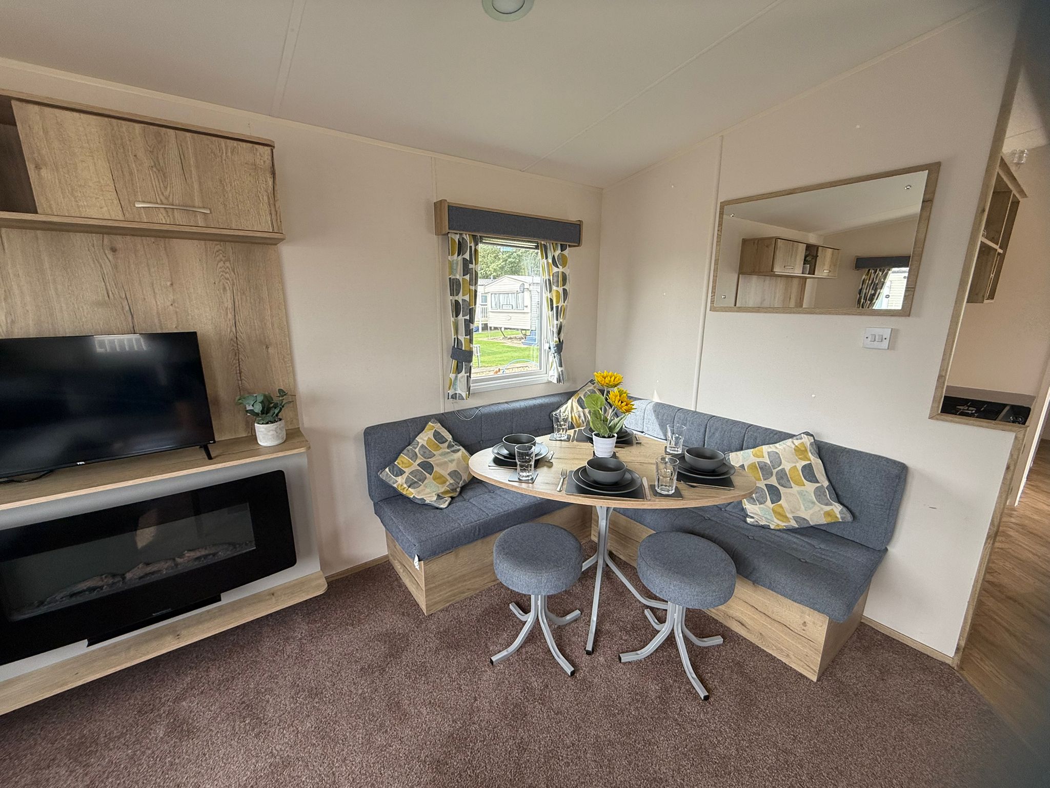 The Retreat TM13 interior 10